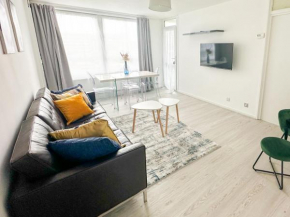 3 Bedroom Flat Haggerston, Hackney, London